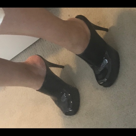 Stuart Weitzman platform slides - Picture 8 of 8